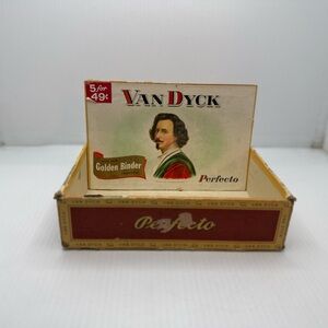 Vintage Van Dyck Cigar Box CIRCA 1940